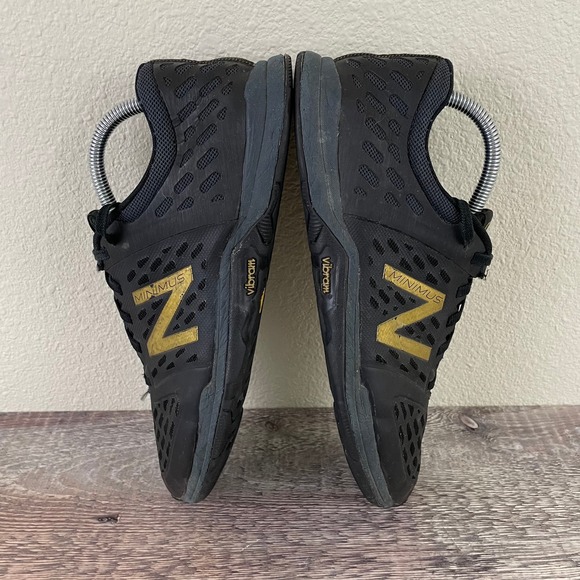 New Balance Minimus Running Shoes Men's 9 Black Gray Gold Athletic MX20GL4 - Picture 4 of 12